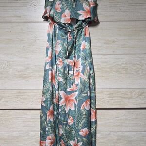 Source Unknown Green Maxi Dress with Coral Floral Print